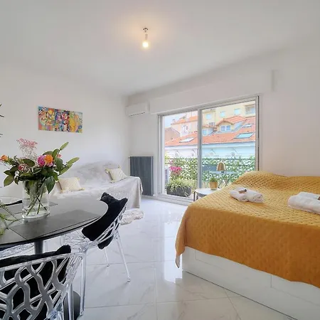 Studio Lumineux 200 M Des Plages A0B192 Cannes Exterior foto